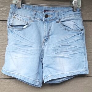 Kenneth Lopez Stonewashed Jean Short 1/2